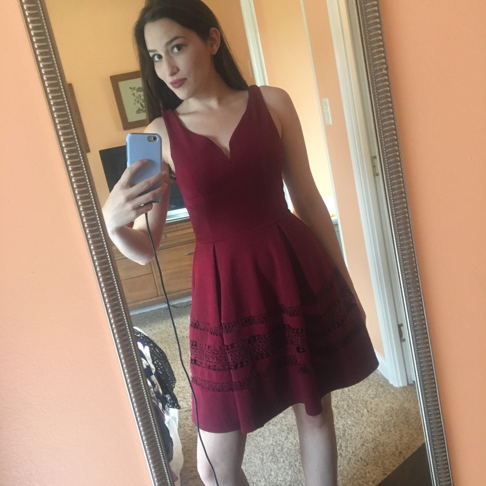 Lovely Red Dress... Perfect For Wedding Guests!!